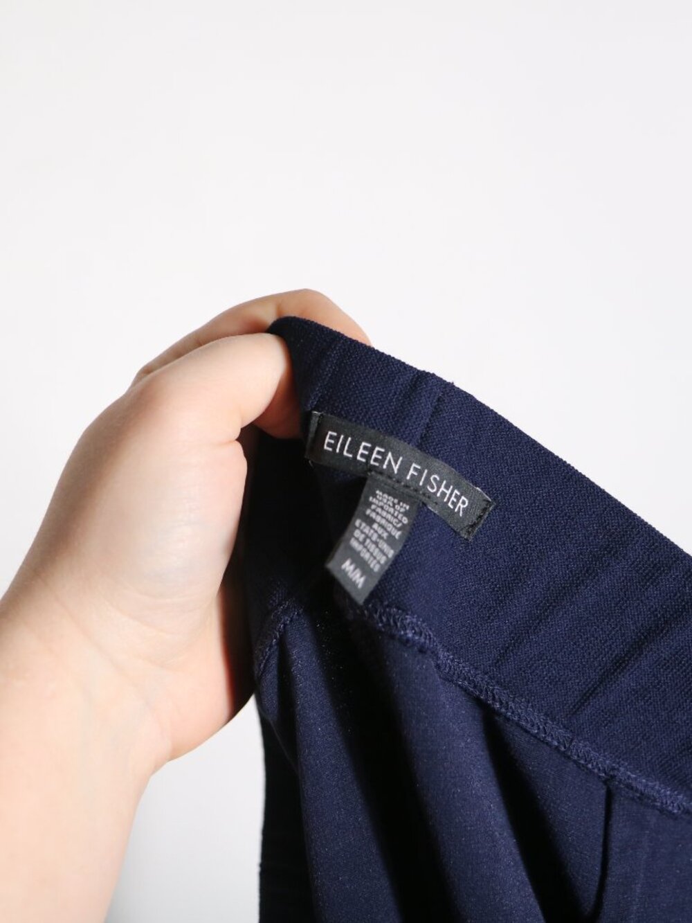 Eileen Fisher Pull On Ankle Crop Pants Womens Medium Navy Blue Stretch Knit - Picture 2 of 5